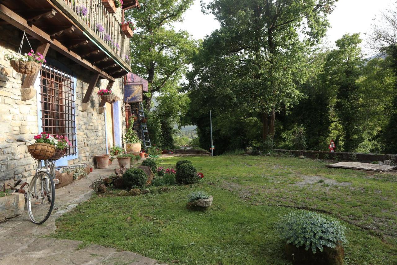 Villa Casa Maria Berna Sarvisé Exterior foto
