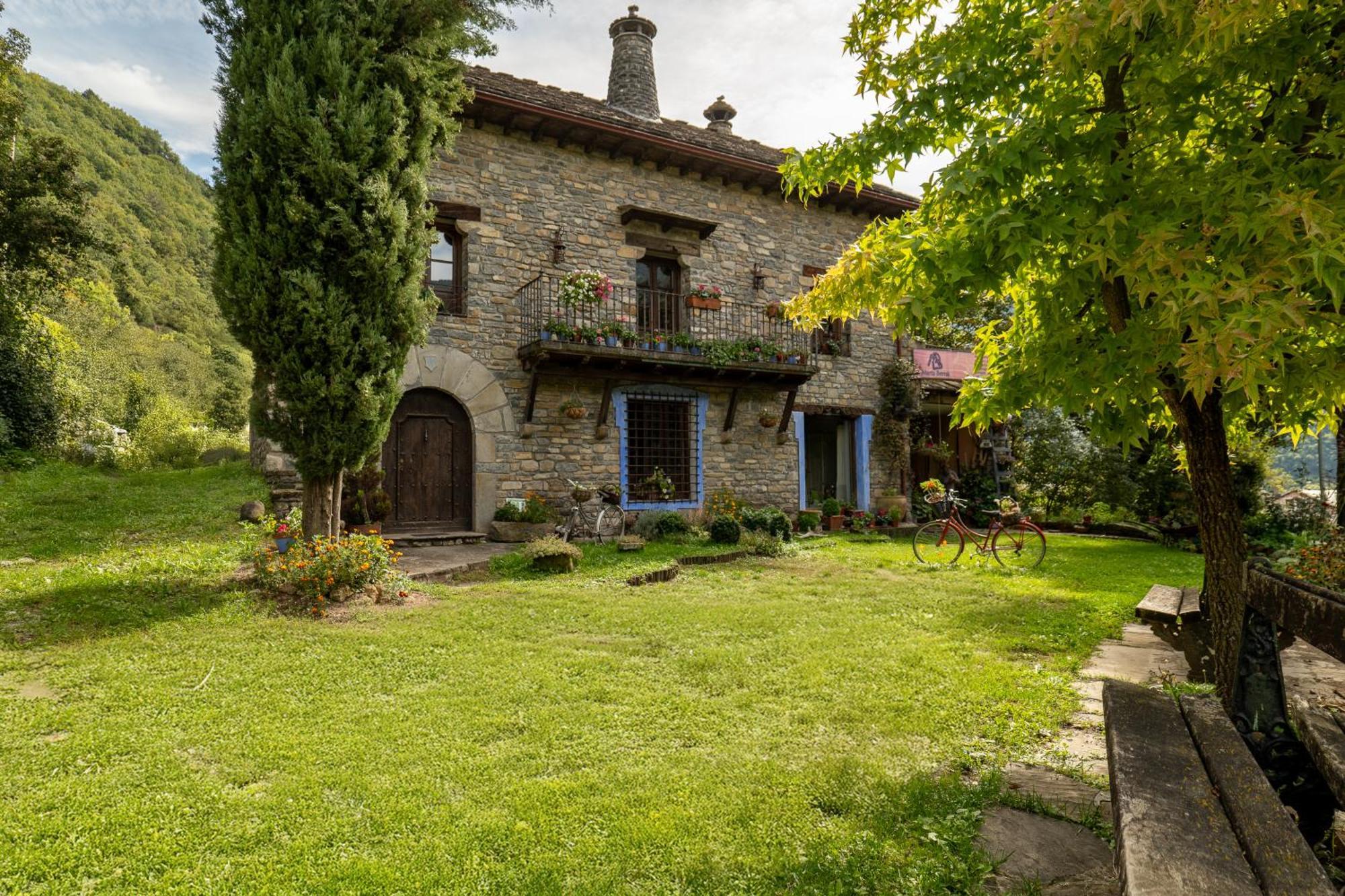 Villa Casa Maria Berna Sarvisé Exterior foto